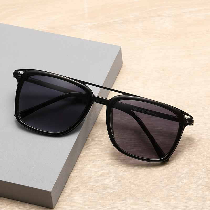 Classic Bifocal Reading Glasses TR90  Frame Gradient Sunglasses Readers for Man Shades UV400