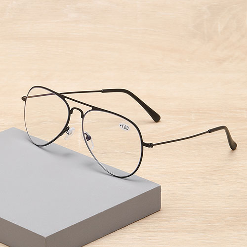 Bifocal reading glasses clear on top