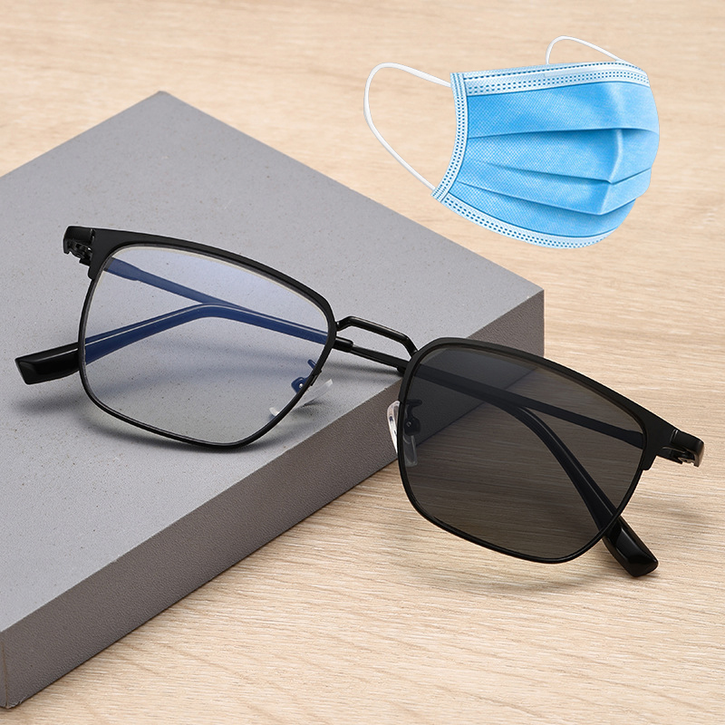 How to wear masks and glasses without fog