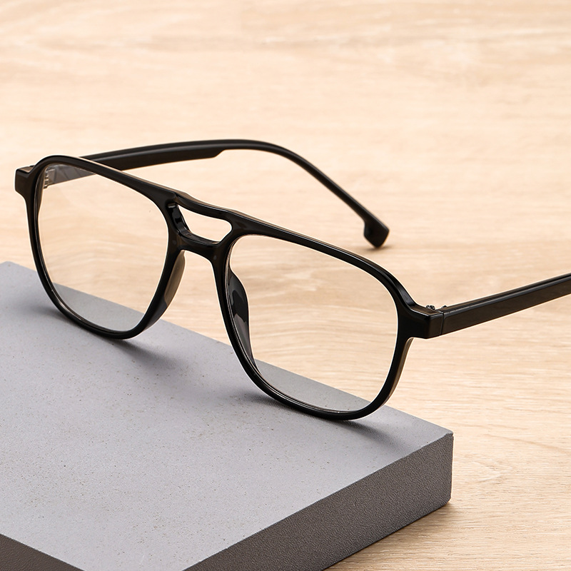 Fashion Woman's Transition Photochromic Reading Glasses Women Anti-Blue Light Glasses Full Frame Eyewear Female (3).jpg